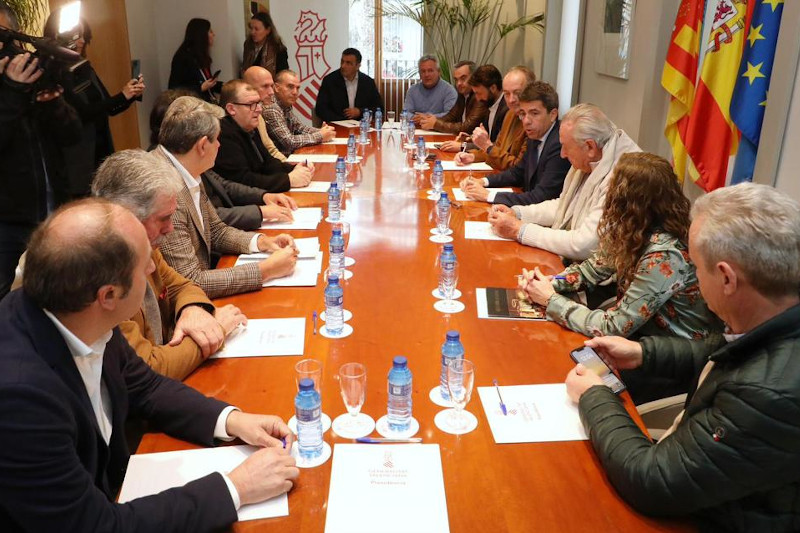 ASAJA-Alicante pide a Mazón contundencia en Bruselas para dar voz al campo alicantino